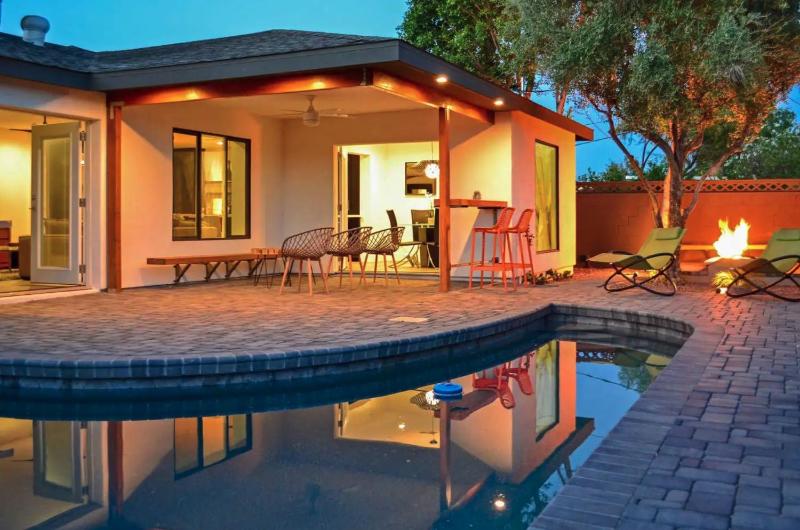 Quiet Luxury Estate w/ Heated Pool: Scottsdale image 1
